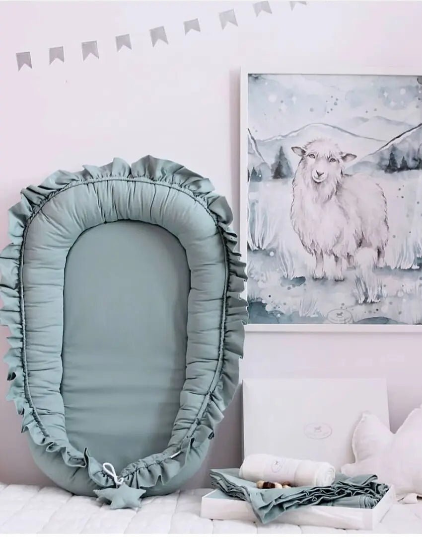 Réducteur de lit bébé| Pastel - Eveil et merveille